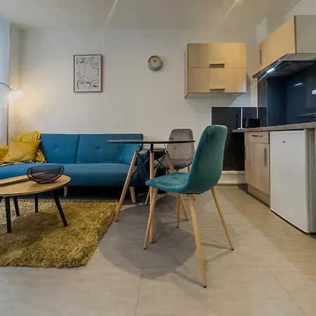 Le Lieutenant - Caserne De Bonne - L'aigle Apartamento *