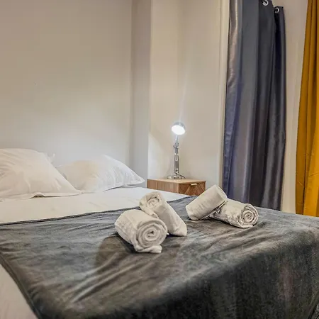 Le Lieutenant - Caserne De Bonne - L'aigle Apartamento