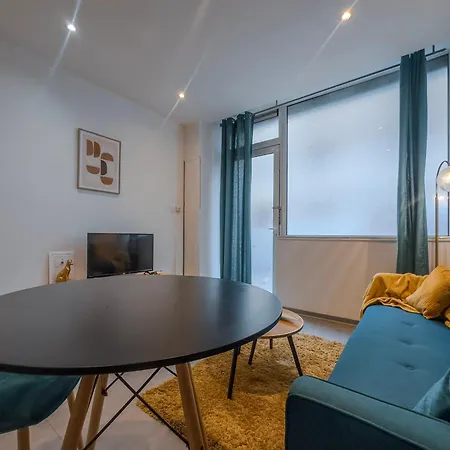 Le Lieutenant - Caserne De Bonne - L'aigle Apartamento *